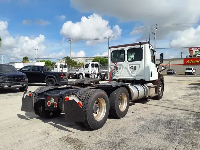 2020 FREIGHTLINER/MERCEDES NEW CASCADIA PX1266435cac9e5633f1abf70b430af2ae1e067