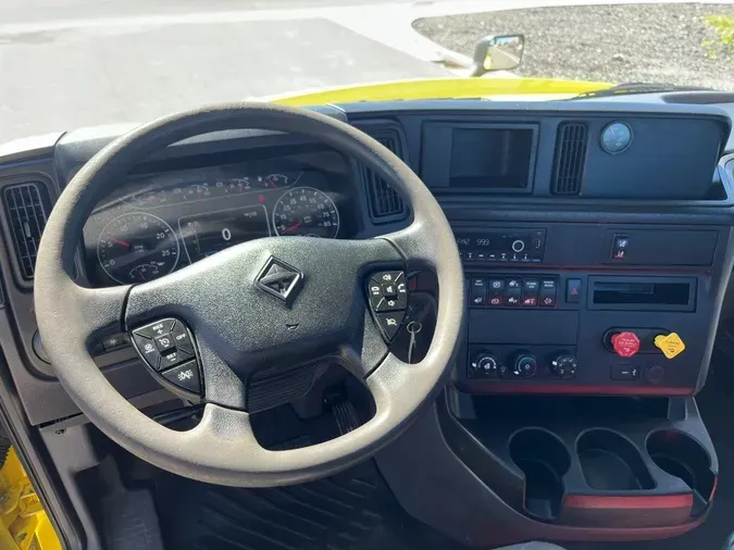 2023 International LT625
