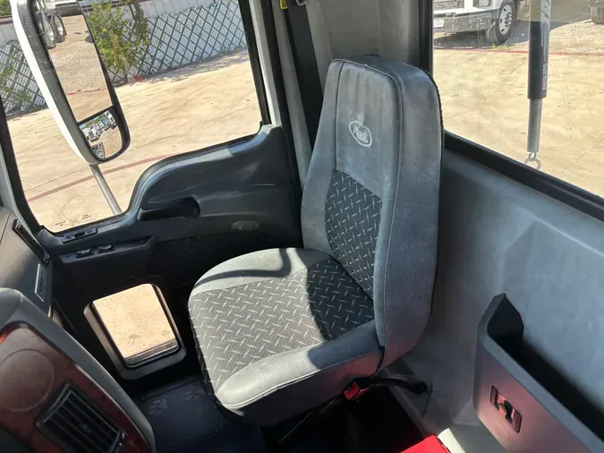 2018 MACK CXU613