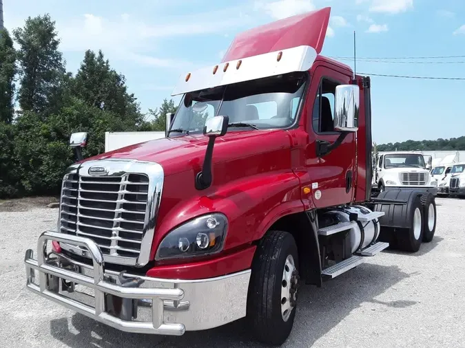 2017 FREIGHTLINER CASCADIA 12535d1b16c70e8cf4a6f4bd653b855faeb