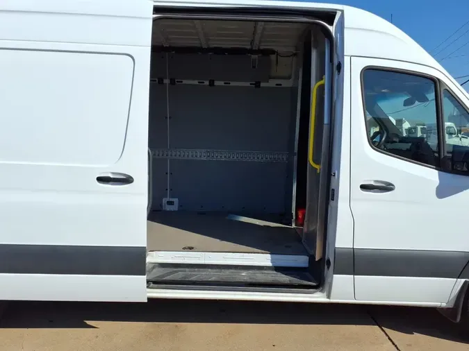 2021 MERCEDES-BENZ F2CA74 SPRINTER