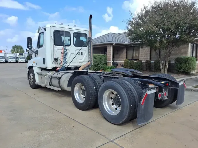 2019 FREIGHTLINER/MERCEDES CASCADIA 125