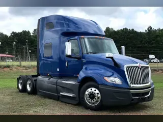 2022 INT LT625 6x4