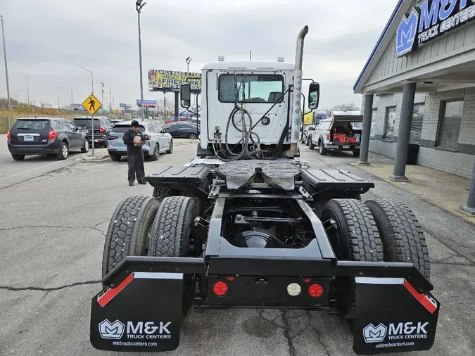 2014 MACK CXU613