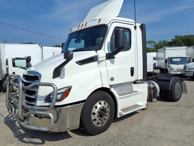 2019 FREIGHTLINER NEW CASCADIA 11635dcc8888ccaa85728e250bfccf1822b