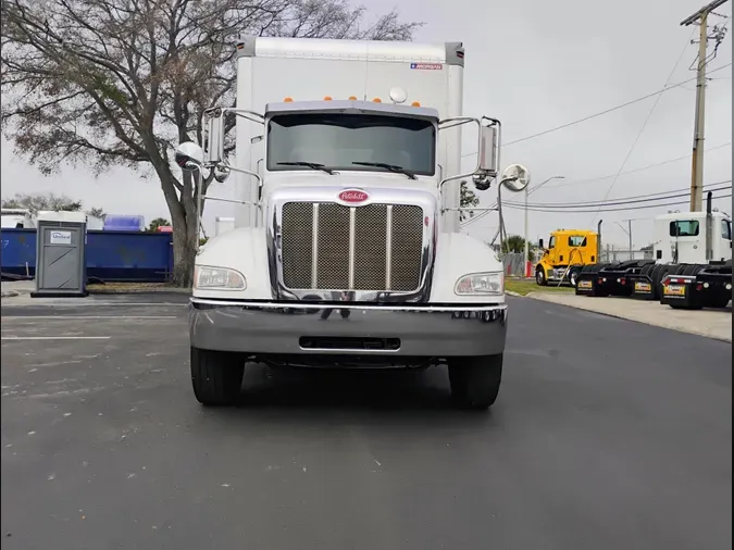 2020 Peterbilt 337