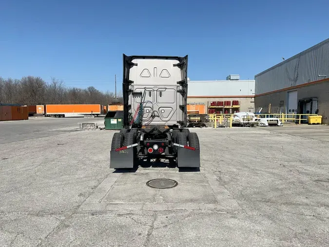 2023 Freightliner Cascadia