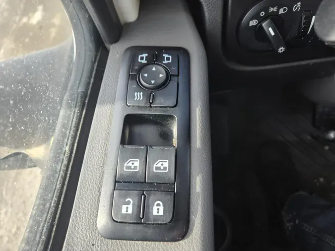 2020 International LT625