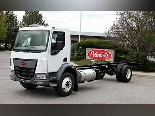 2024 PETERBILT 220