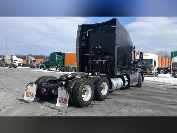 2021 Peterbilt 579