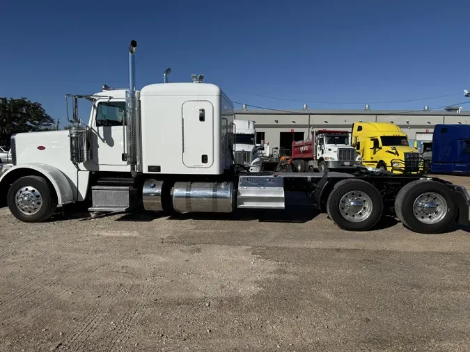 2023 Peterbilt 38935f0034a603109df7981732a9f7d55e6