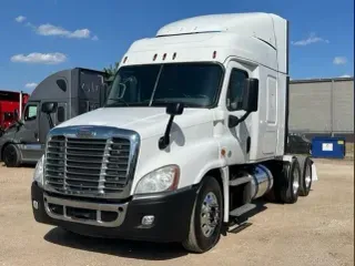 2015 Freightliner Cascadia 125