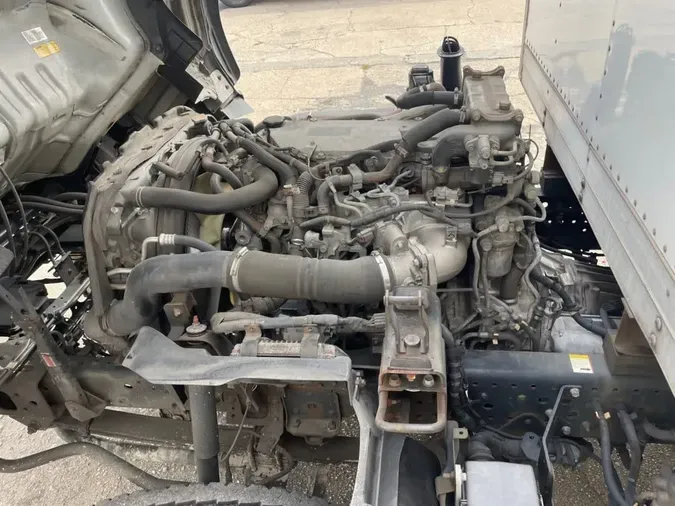 2019 ISUZU NPR HD