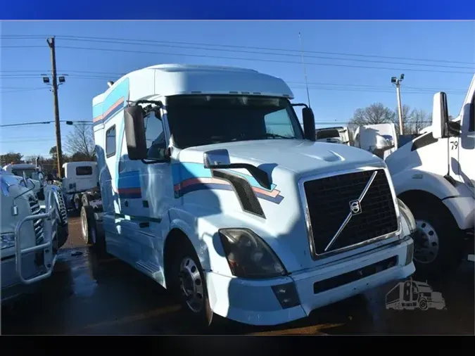 2013 VOLVO VNL64T73035f32568ca7c29b0345409246bec573e