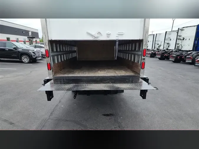 2022 ISUZU NPR-XD