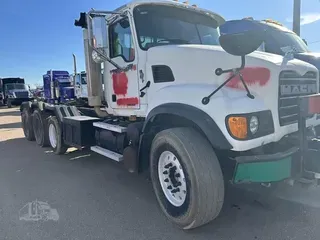 2007 MACK GRANITE CV713