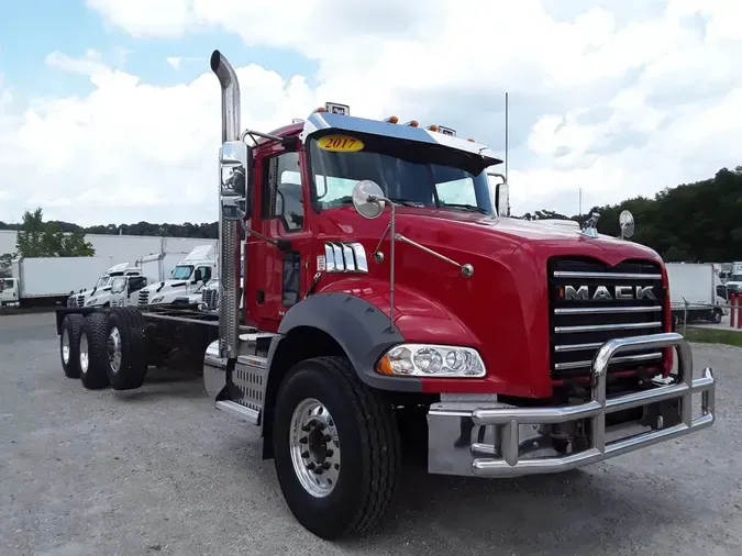 2017 MACK TRUCKS, INC. GU803
