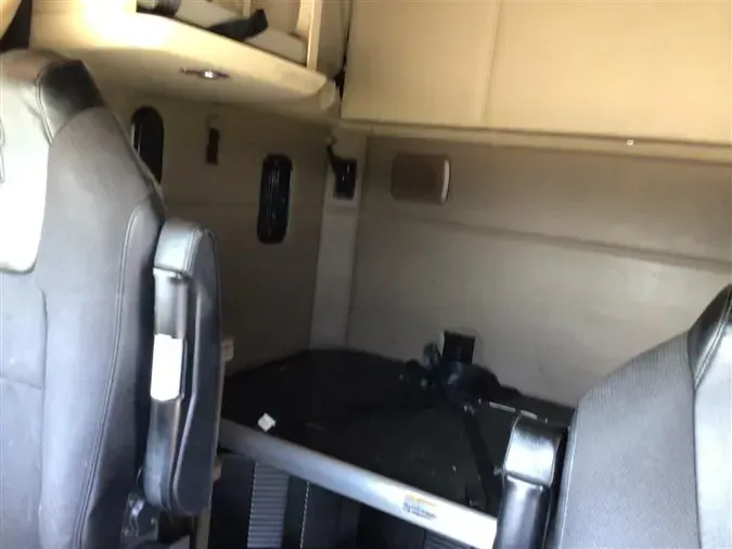 2021 KENWORTH T680