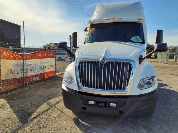 2020 NAVISTAR INTERNATIONAL LT625 SLPR CAB