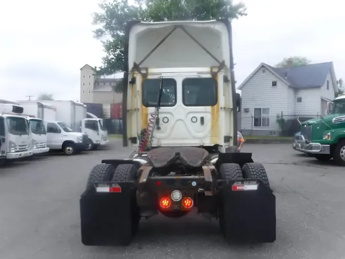 2018 FREIGHTLINER CASCADIA 125