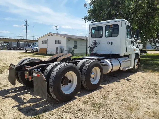 2020 FREIGHTLINER/MERCEDES CASCADIA 125