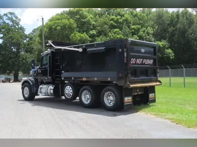 2025 Peterbilt 567