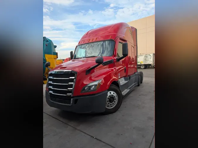 2021 Freightliner Cascadia