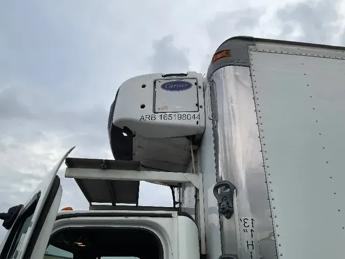 2017 Freightliner M2