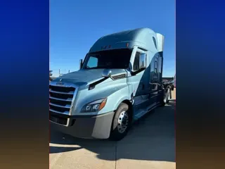 2022 FREIGHTLINER CASCADIA 126