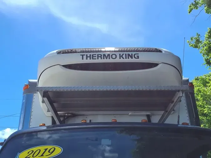 2019 FREIGHTLINER M2 106