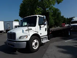 2018 FREIGHTLINER M2 106