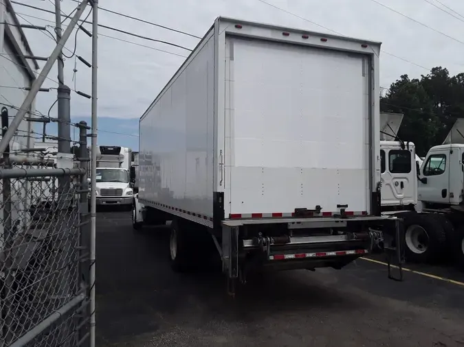 2019 FREIGHTLINER M2 106