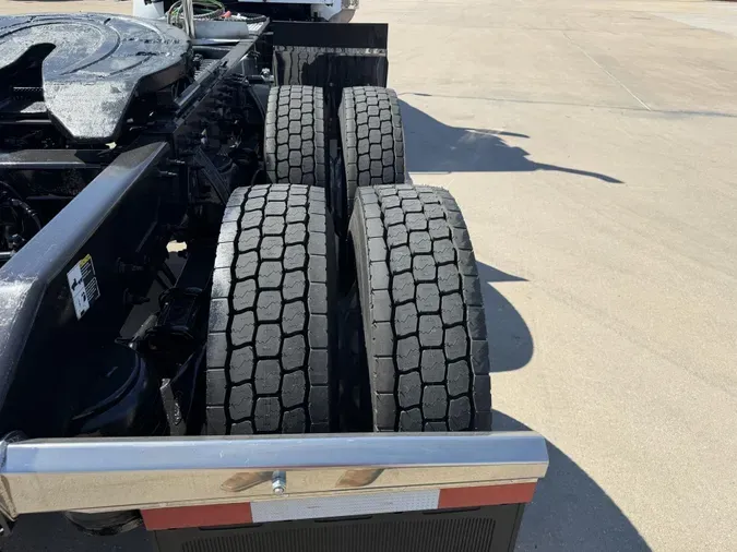 2021 Peterbilt 567