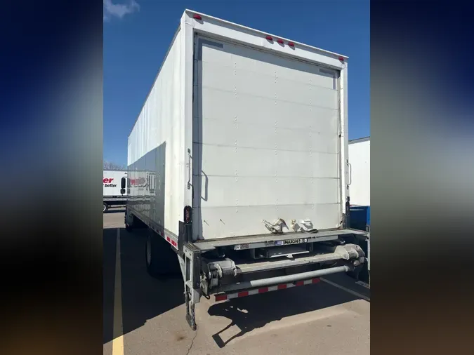 2018 FREIGHTLINER/MERCEDES M2 106