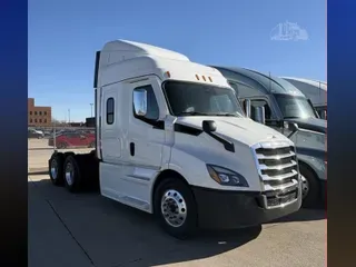 2022 FREIGHTLINER CASCADIA 116