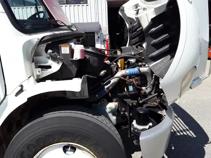 2019 FREIGHTLINER M2 106
