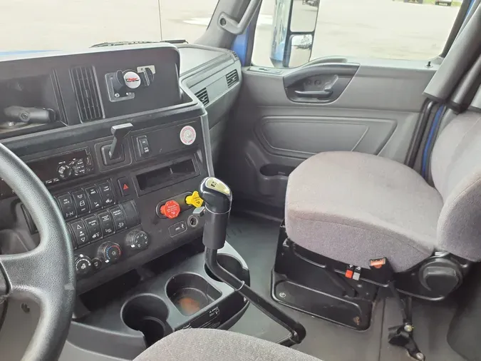 2018 NAVISTAR INTERNATIONAL LT625 SLPR CAB