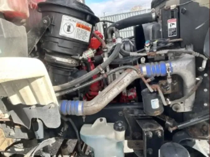 2017 FREIGHTLINER/MERCEDES M2 106