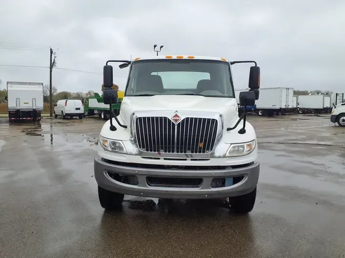 2019 NAVISTAR INTERNATIONAL 4400