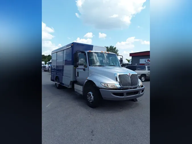 2017 NAVISTAR INTERNATIONAL 4300 LP