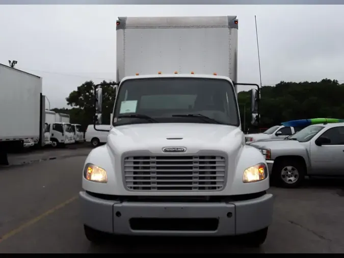 2014 FREIGHTLINER M2 106