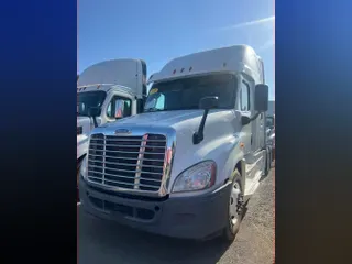 2019 FREIGHTLINER/MERCEDES CASCADIA 125