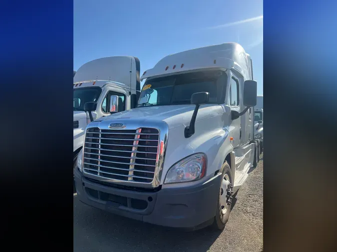 2019 FREIGHTLINER/MERCEDES CASCADIA 125363527c759189bd3d13546e7bfa7ae6f