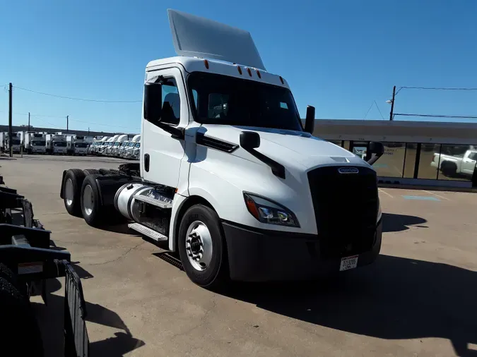 2019 FREIGHTLINER/MERCEDES CASCADIA 125