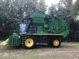 2019 John Deere CP690