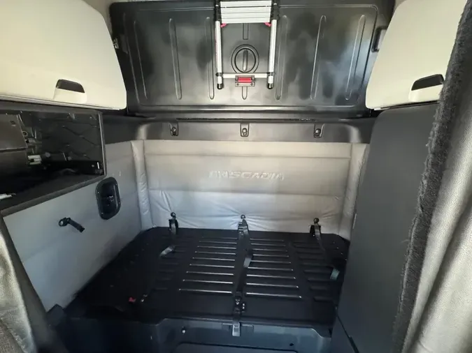 2022 FREIGHTLINER Cascadia 126