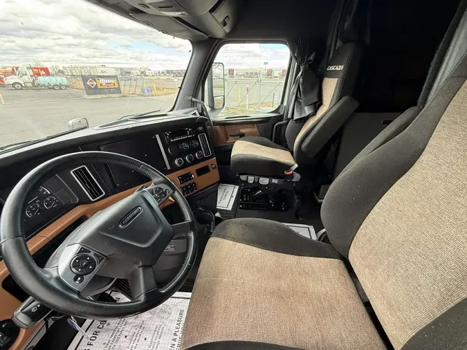 2022 Freightliner Cascadia