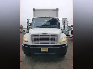 2015 Freightliner M2 106