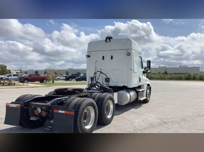 2020 Freightliner Cascadia