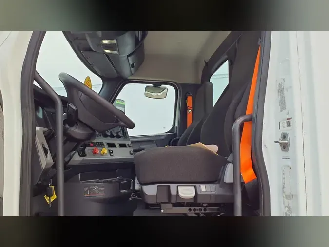 2020 FREIGHTLINER/MERCEDES NEW CASCADIA 116